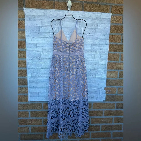 Elliatt Bella Floral Lace Midi Dress size small - Picture 7 of 15